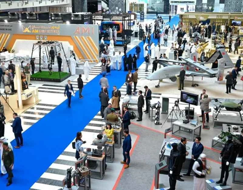 Welche Exponate werden auf der Abu Dhabi Simulation Training Exhibition 2028 gezeigt?